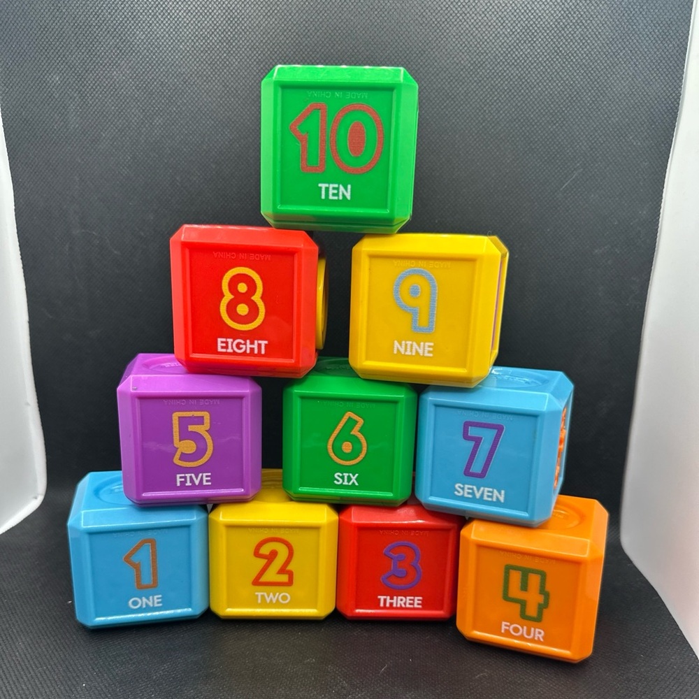 Fisher-Price Laugh and Learn Number Sensory Vibrant Learning Blocks Set